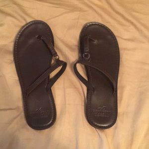 Hollister Flip flops